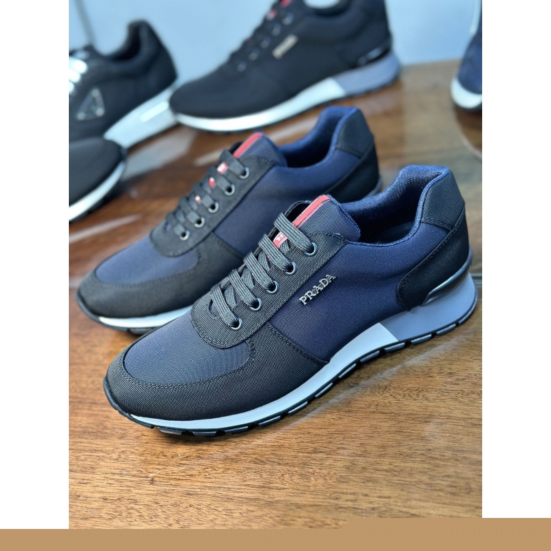 Pra*a casual shoes